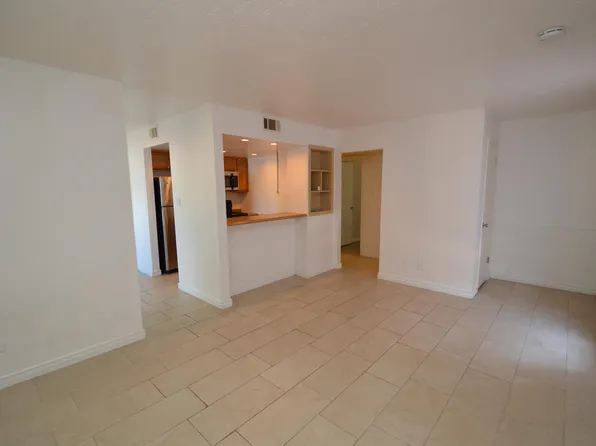 1620 N Wilmot Rd, Tucson, AZ 85712