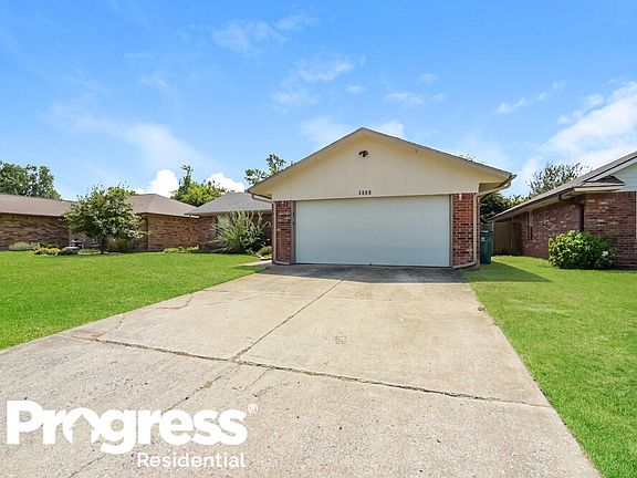2nd image of 3008 SW 125th St