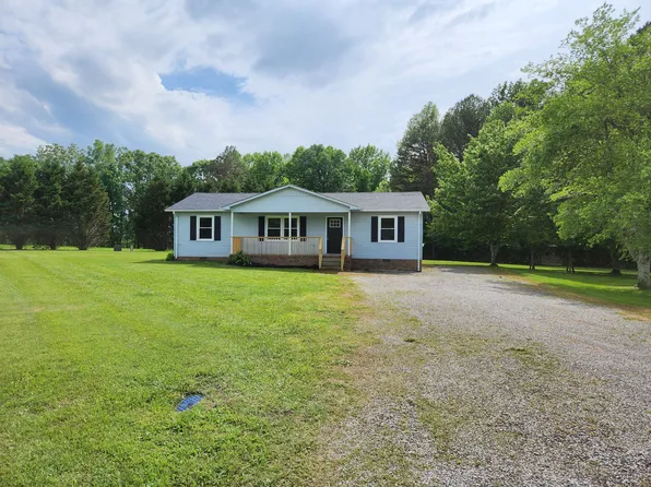 1565 Morningside Dr, Lawrenceburg, TN 38464