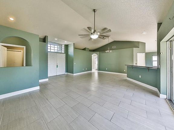 5th image of 4152 Buttonbush Cir