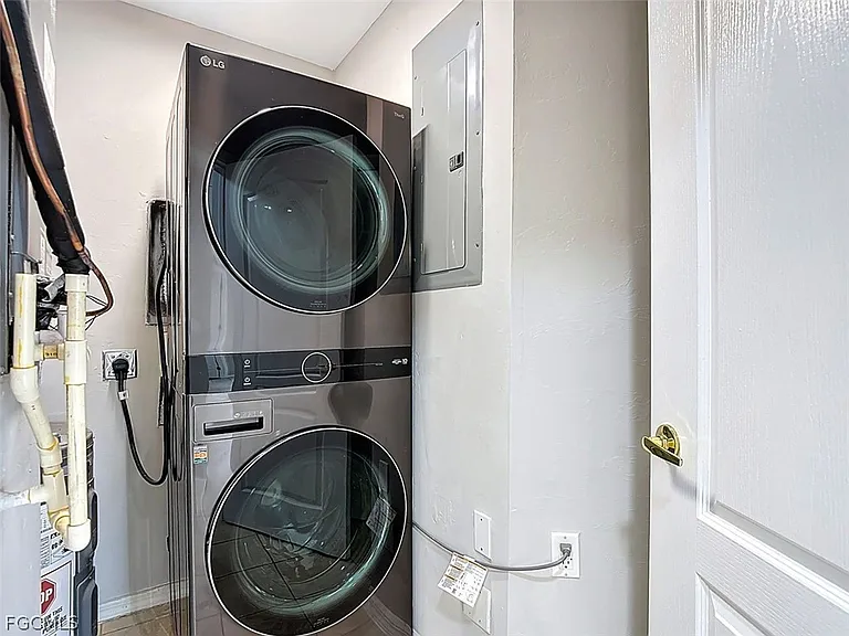 12151 Summergate Cir #R101 — Photo 29