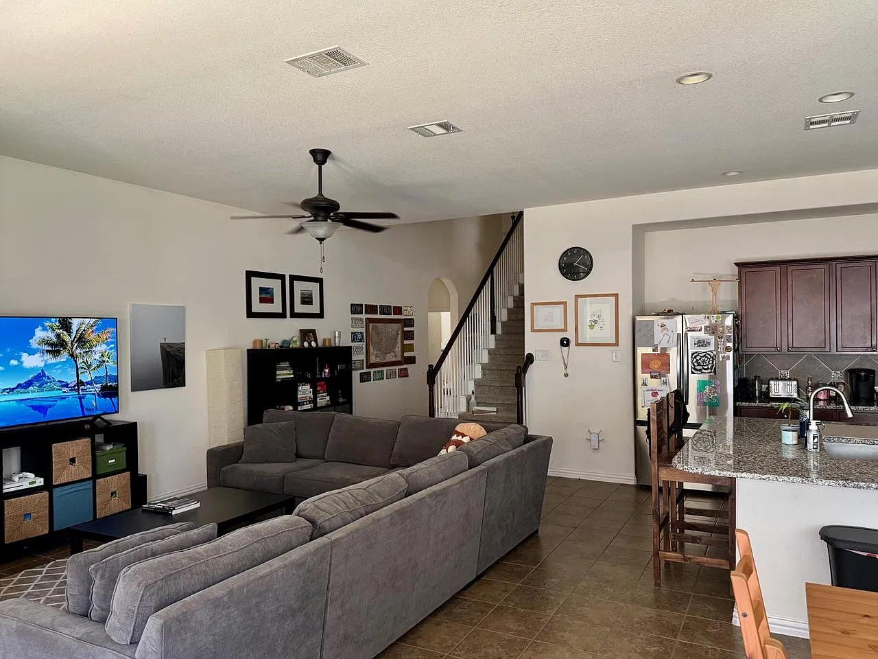 3 bed, 2.0 bath, 2312 sqft, $2,450 — Photo 3