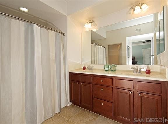 2nd image of 10543 Avenida Olinda Unit 5