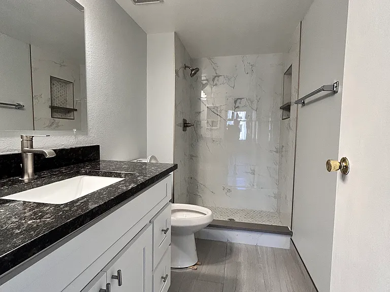 13800 E Marina Dr — Photo 7