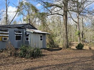 20 Redbird Rd, Poplarville, MS 39470
