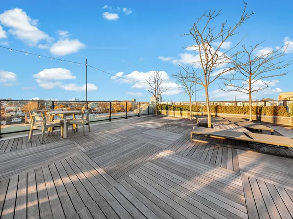 24-75 38th Street image 22 of 28