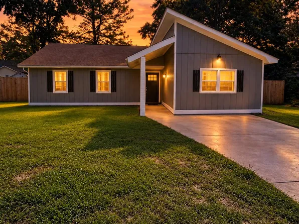 780 Corral Dr, Charleston, SC 29414
