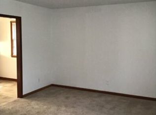 839 Shaw Mill Rd, Fayetteville, NC 28311