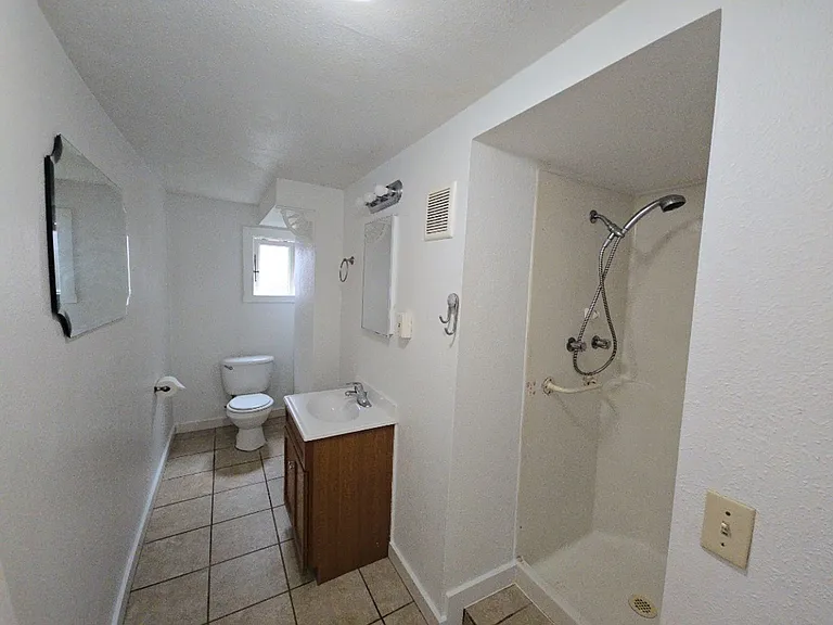 626 O St — Photo 10