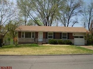 9651 Durham Dr, Saint Louis, MO 63137