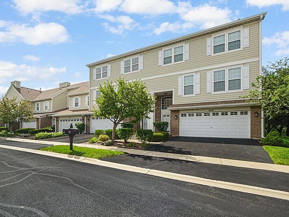 2nd image of 610 Belmont Ln