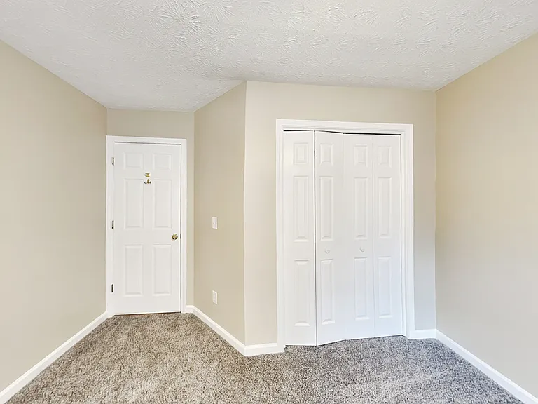 2490 Insdale Trce NW — Photo 14
