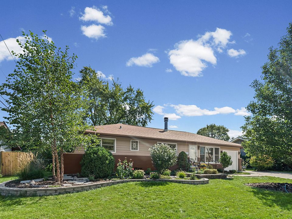 1st image of 545 Newark Ln