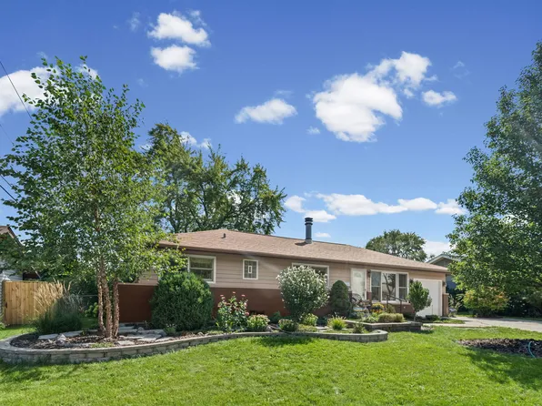 545 Newark Ln, Hoffman Estates, IL 60169