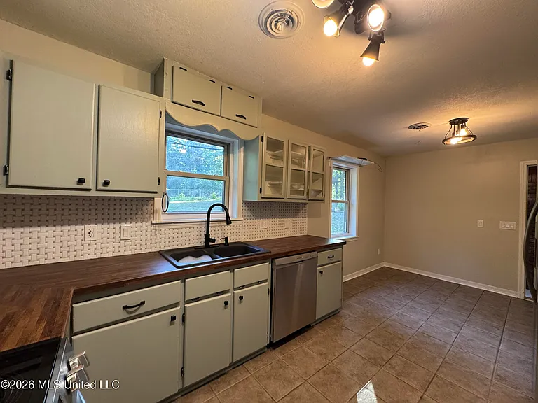 21 County Road 187 — Photo 8