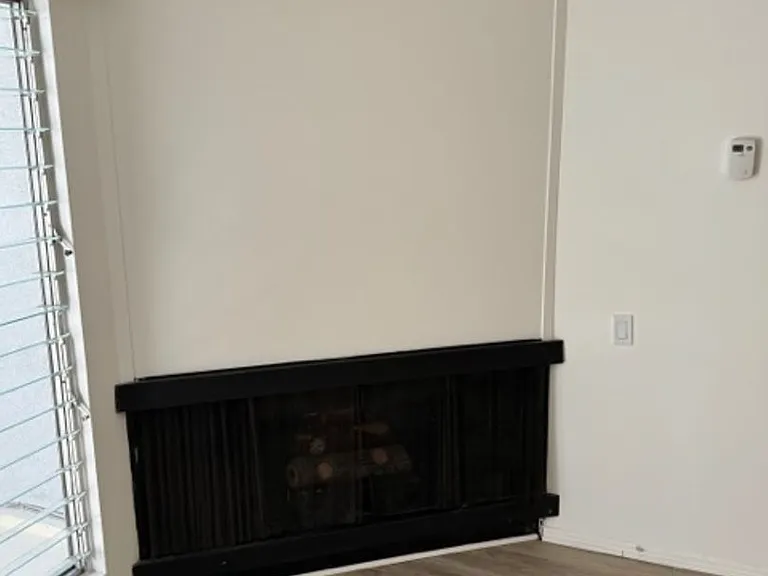 t1045 — Photo 18