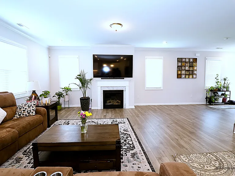 304 Long Lake Dr — Photo 12