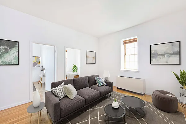 Rented by R New York | media 2