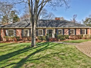 3400 Foxcroft Rd, Charlotte, NC 28211