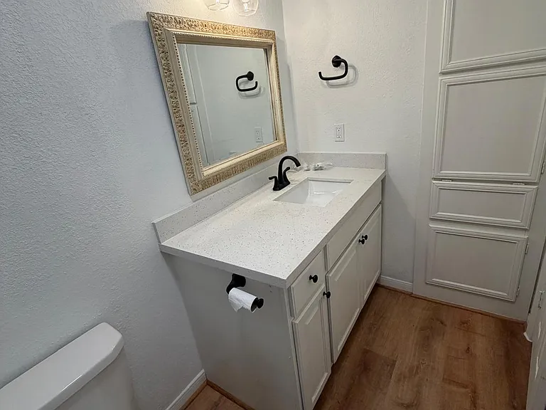 2323 Fairwind Rd #105 — Photo 25