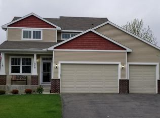 1848 Spring Creek Dr, Carver, MN 55315