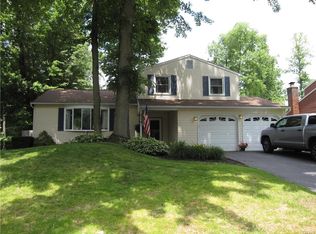 4339 Luna Crse, Liverpool, NY 13090