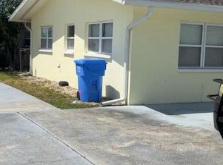4926 Vincennes Ct, Cape Coral, FL 33904