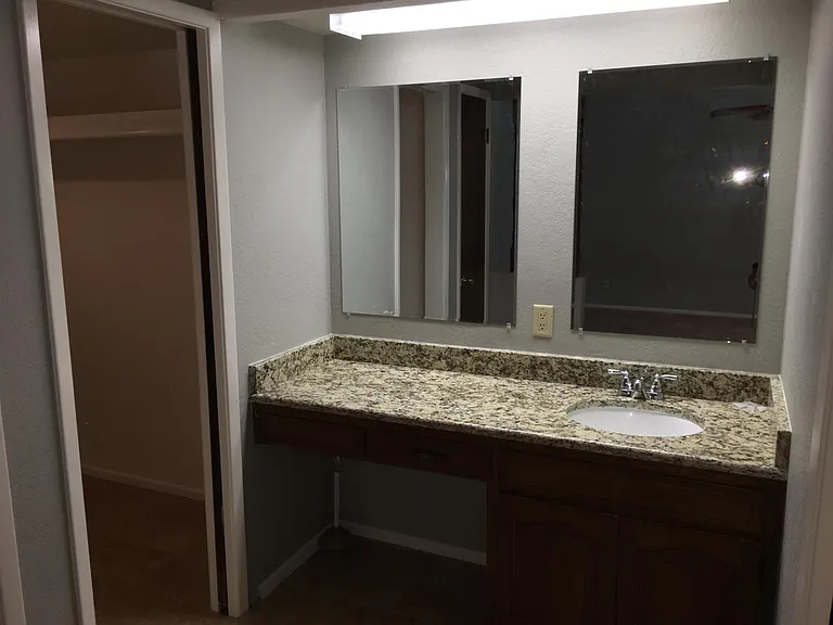 581 W Jasper Dr — Photo 24