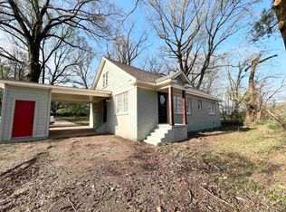 105 W Peebles Rd, Memphis, TN 38109