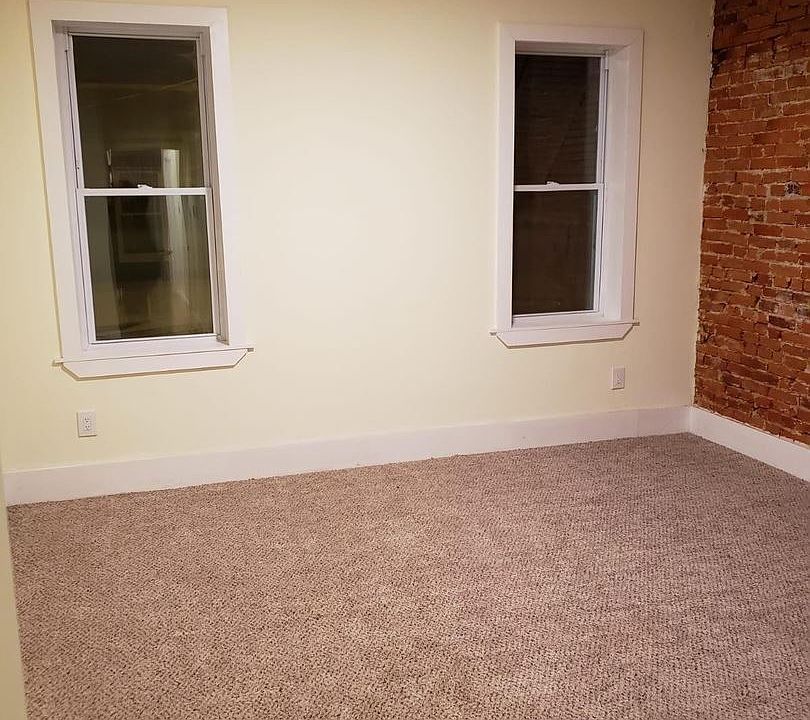 1st image of 2556 N Corlies St
