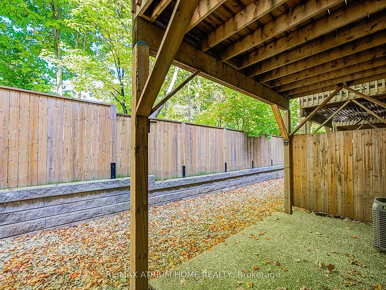 111 Wilson St E #2 — Photo 26