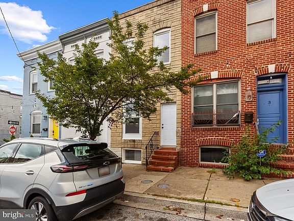 3rd image of 5 N Clinton St