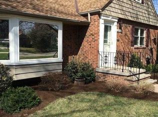 26532 Wolf Rd, Bay Village, OH 44140