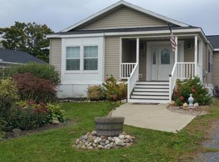 1990 New Scotland Rd TRLR 327, Slingerlands, NY 12159