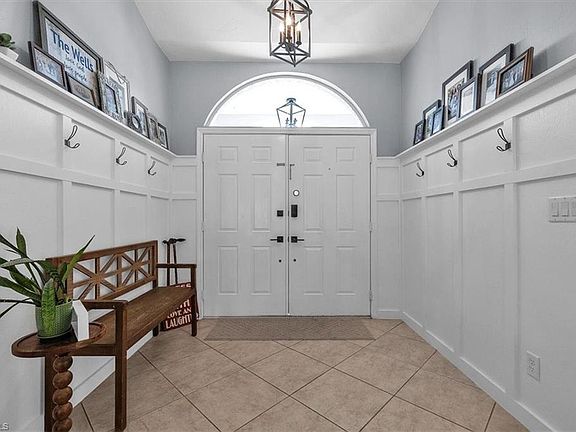 5th image of 488 Henley DR