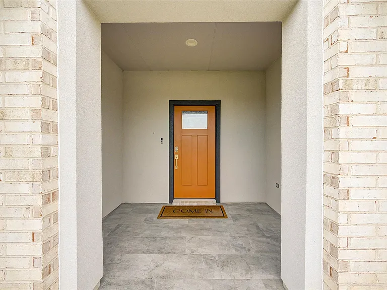 29430 Travis Trce — Photo 4