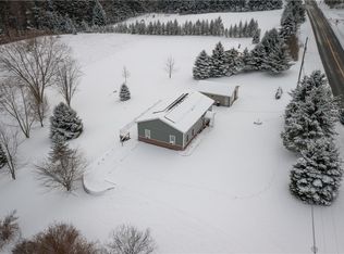7156 County Line Rd, Naples, NY 14512