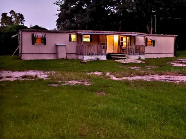 18139 SE 24th St, Silver Springs, FL 34488