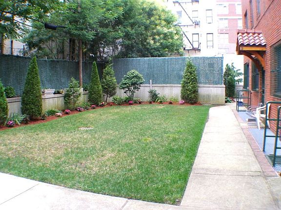 5th image of 205 Meserole St #2