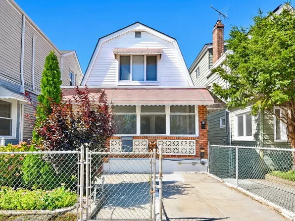 2561 Fenton Ave #Penthouse, Bronx, NY 10469