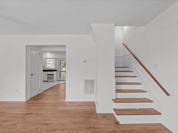 raleigh-north-carolina-447288531 picture