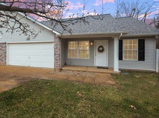 207 Juanita Ln, Arnold, MO 63010