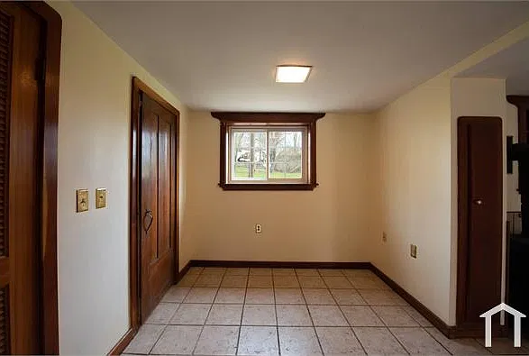 2 bed, 1200 sqft, $1,200 — Photo 4