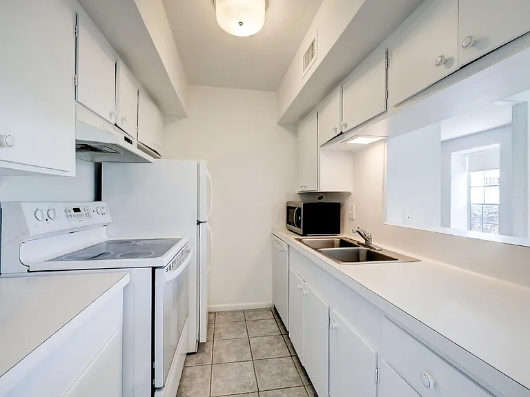 5353 Institute Ln #29 — Photo 3