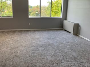6621 Wakefield Dr APT 407, Alexandria, VA 22307