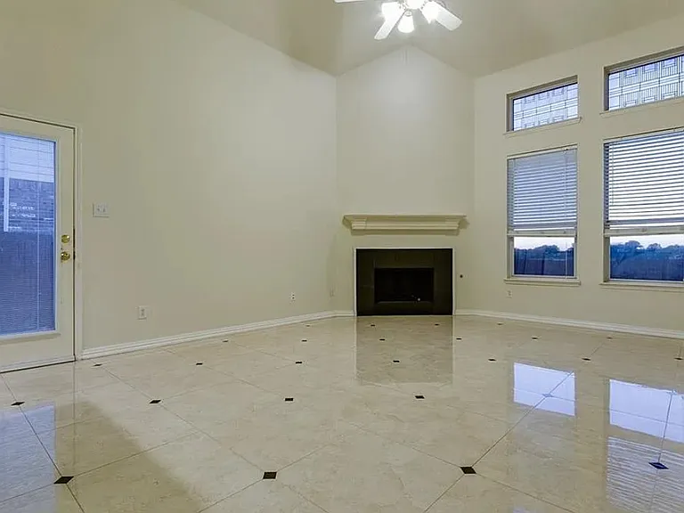 9033 Portage Ln — Photo 24