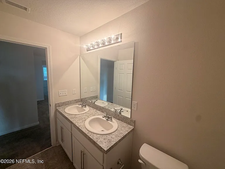 12591 Lake Taylor Ln — Photo 10