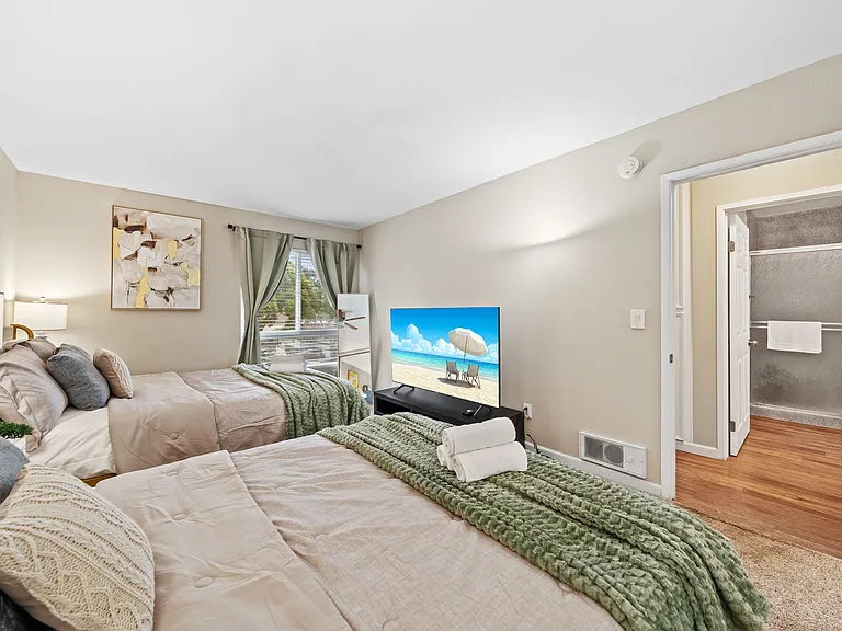 Open up the blinds & enjoy lazing in the sun on our high-quality, comfy mattresses