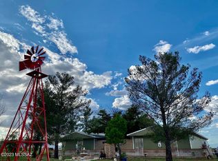 35 E Treasure Rd, Pearce, AZ 85625