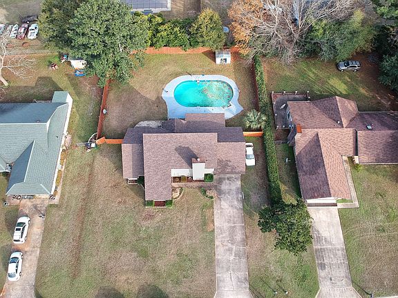 4th image of 304 Richland Dr